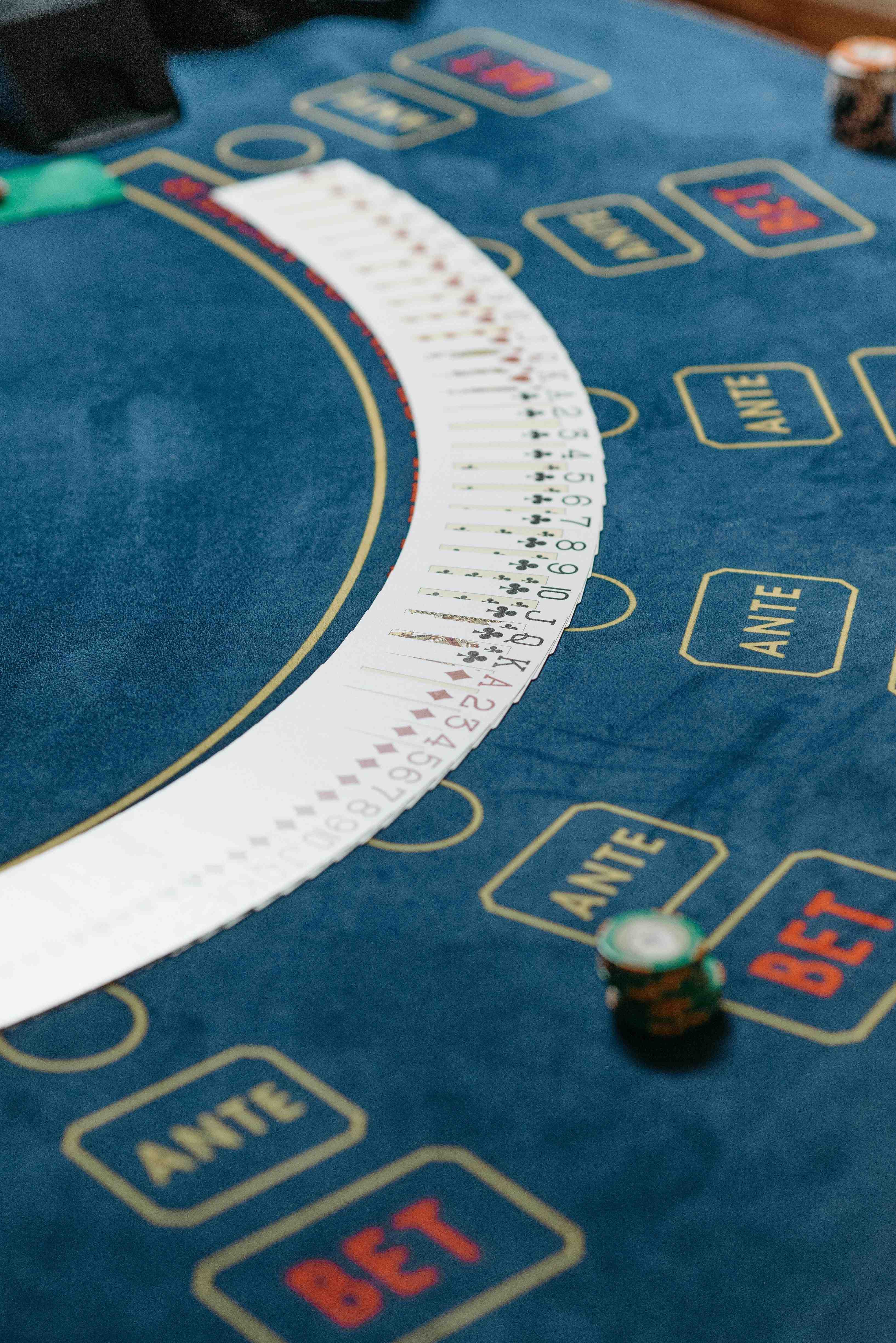 fastbet mobile app interface showing sports betting and casino games